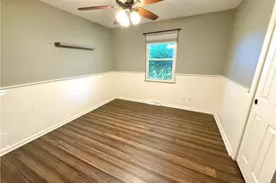 6189 Lesourdsville West Chester Rd, Liberty Township, OH 45011 - Photo 35