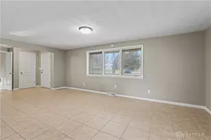 300 Heidi Ct, Washington Twp, OH 45459 - Photo 7