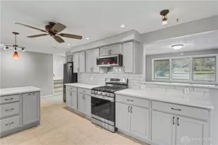 300 Heidi Ct, Washington Twp, OH 45459 - Photo 13