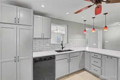 300 Heidi Court, Washington Twp, OH 45459 - Photo 15