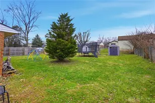 4821 Meadowvista Dr, Huber Heights, OH 45424 - Photo 21