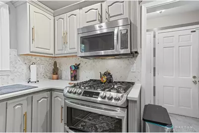 408 Southwood Drive, Springfield, OH 45504 - Photo 15