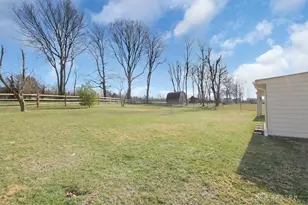 2280 Trinity Dr, Middletown, OH 45044 - Photo 35