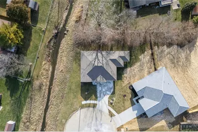 140 Allison Court, Englewood, OH 45322 - Photo 37