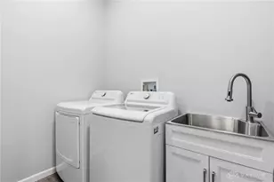 140 Allison Ct, Englewood, OH 45322 - Photo 23