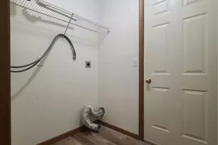 1957 Swallowtail Ct, Englewood, OH 45315 - Photo 11