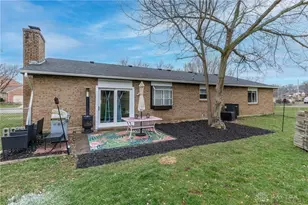 1107 King Richard Pkwy, West Carrollton, OH 45449 - Photo 23