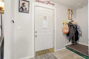 2585 Fulbourne Dr, Colerain Township, OH 45231 - Photo 5