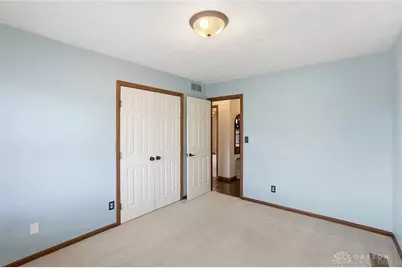 1927 Robinhood Drive, Miamisburg, OH 45342 - Photo 27