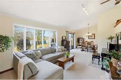 1927 Robinhood Drive, Miamisburg, OH 45342 - Photo 7