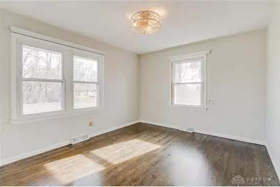 119 N Wolf Creek Street, Brookville, OH 45309 - Photo 11