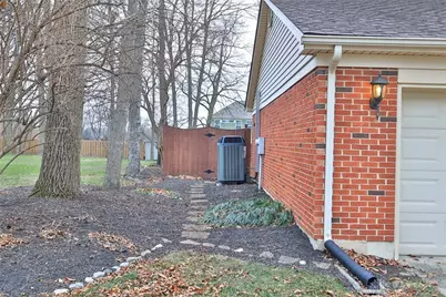 9743 Rose Arbor Drive, Dayton, OH 45458 - Photo 47