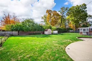 1212 Alta Vista Dr, Dayton, OH 45420 - Photo 25