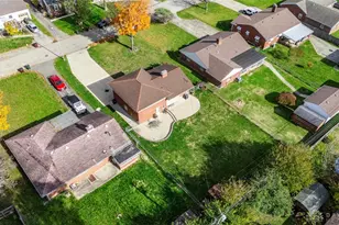 1212 Alta Vista Dr, Dayton, OH 45420 - Photo 33