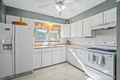 1212 Alta Vista Drive, Dayton, OH 45420 - Photo 9