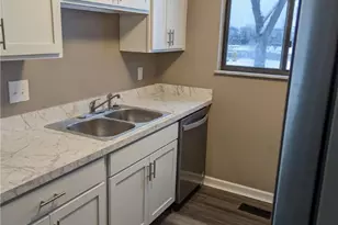 7831 Betsy Ross Cir, Dayton, OH 45459 - Photo 19