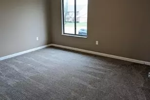 7831 Betsy Ross Cir, Dayton, OH 45459 - Photo 37