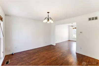 3589 Queen Victoria Court, Beavercreek, OH 45431 - Photo 5