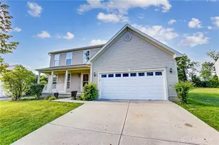 3589 Queen Victoria Ct, Beavercreek, OH 45431 - Photo 1