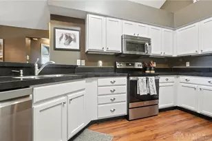 184 Edinburgh Village Dr, Centerville, OH 45458 - Photo 25