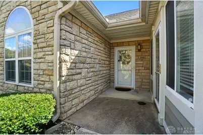 184 Edinburgh Village Drive, Centerville, OH 45458 - Photo 3