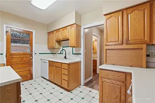 336 N Wolf Creek St, Brookville, OH 45309 - Photo 9