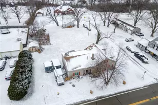 8570 S 1st St, Bethel Twp, OH 45371 - Photo 9