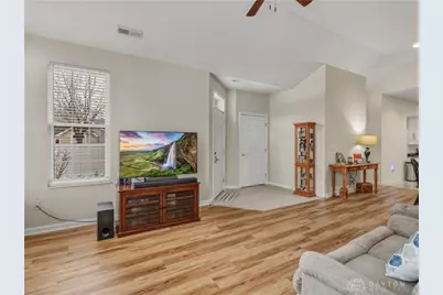 4645 Cobblestone Drive, Tipp City, OH 45371 - Photo 7