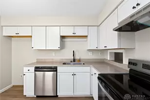 6502 Quintessa Ct, Dayton, OH 45449 - Photo 7