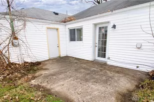 6865 Keats Dr, Dayton, OH 45414 - Photo 35