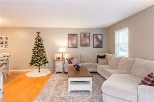 825 Hawthorne Dr, Tipp City, OH 45371 - Photo 5