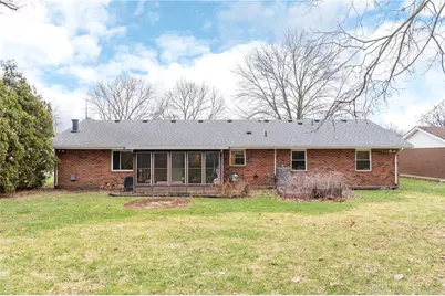 825 Hawthorne Drive, Tipp City, OH 45371 - Photo 27