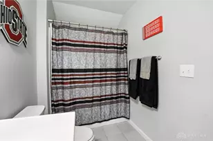 1620 Glade Valley Dr, Dayton, OH 45458 - Photo 37