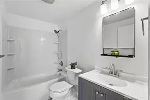 8395 Hawks Nest Ct, Washington Twp, OH 45458 - Photo 7