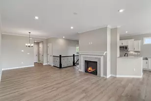 403 Bandon Dunes Ct, Turtlecreek Twp, OH 45036 - Photo 11