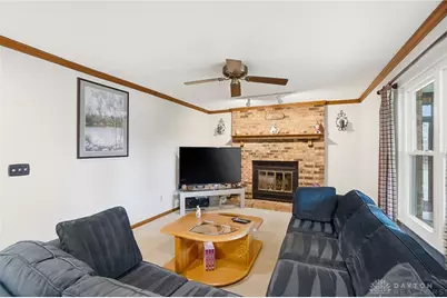 2327 Hunterglen Court, Dayton, OH 45459 - Photo 15