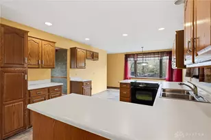 558 Clinton St, Clayton, OH 45315 - Photo 17