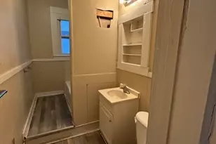 304 W Clark St, Springfield, OH 45506 - Photo 9