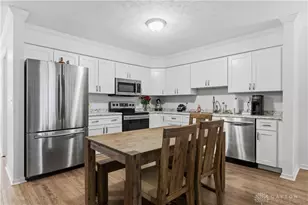 3146 Kerry Dr, Beavercreek, OH 45434 - Photo 9