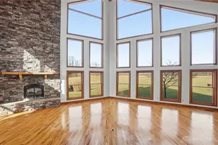 2471 Lower Bellbrook Rd, Sugarcreek Twp, OH 45370 - Photo 5