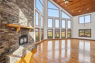 2471 Lower Bellbrook Rd, Sugarcreek Twp, OH 45370 - Photo 9