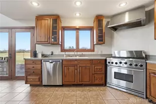 2471 Lower Bellbrook Rd, Sugarcreek Twp, OH 45370 - Photo 21