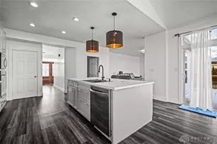 365 Crockett Dr, Miami Township, OH 45066 - Photo 17