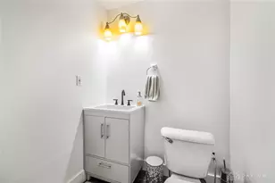 365 Crockett Dr, Miami Township, OH 45066 - Photo 35