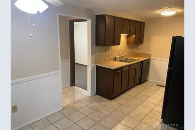 1206 Heritage Drive, Troy, OH 45373 - Photo 9