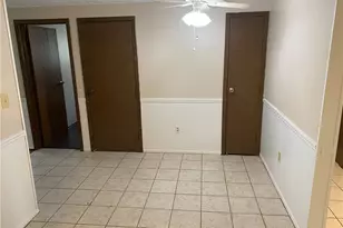 1206 Heritage Dr, Troy, OH 45373 - Photo 5