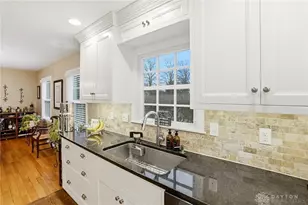 525 Woodview Dr, Oakwood, OH 45419 - Photo 17