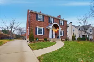 525 Woodview Dr, Oakwood, OH 45419 - Photo 3