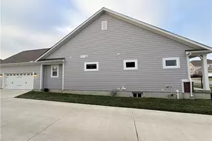 599 Bellasera Dr, Dayton, OH 45440 - Photo 19