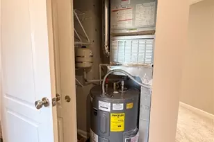 2699 Golden Leaf Dr, Beavercreek, OH 45431 - Photo 25